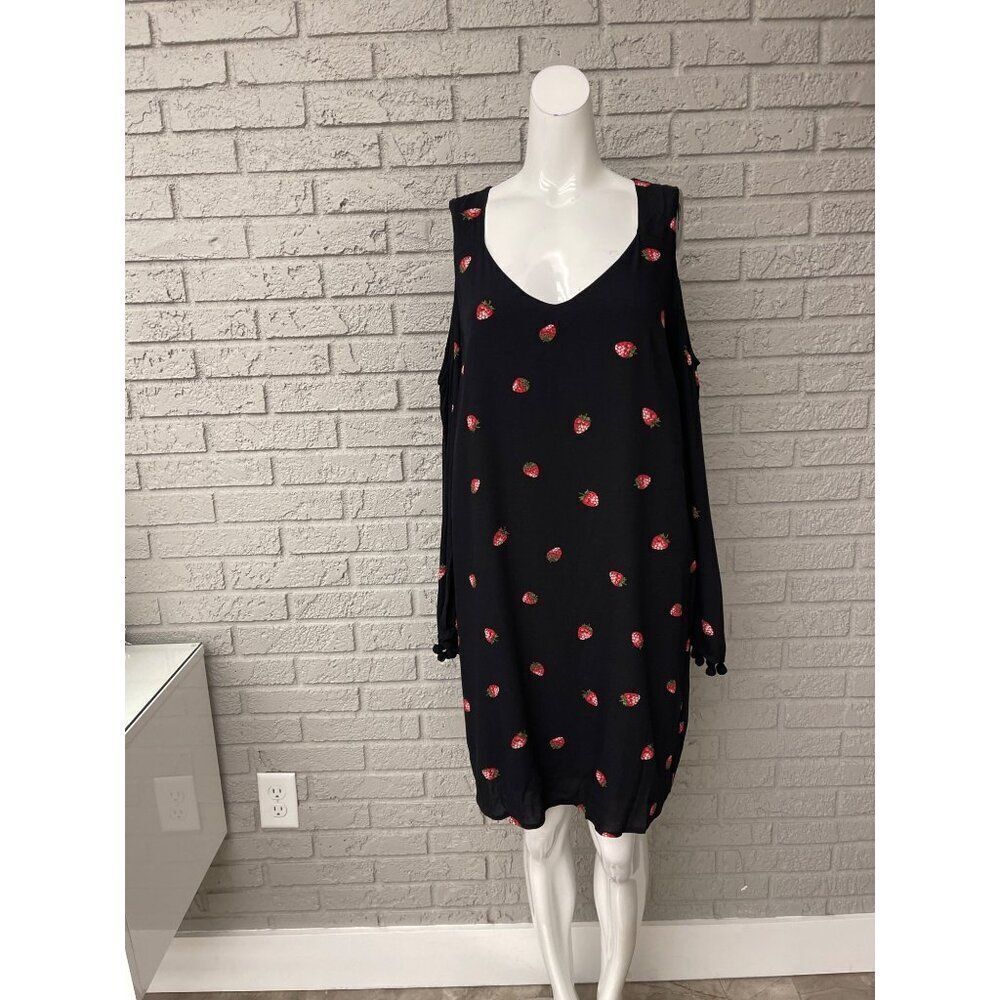 Skies Are Blue Women Cold Shoulder Strawberry Print Dress Size M NWT